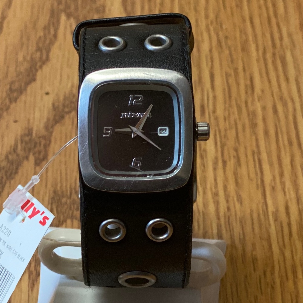 Nixon Mini GTO Watch